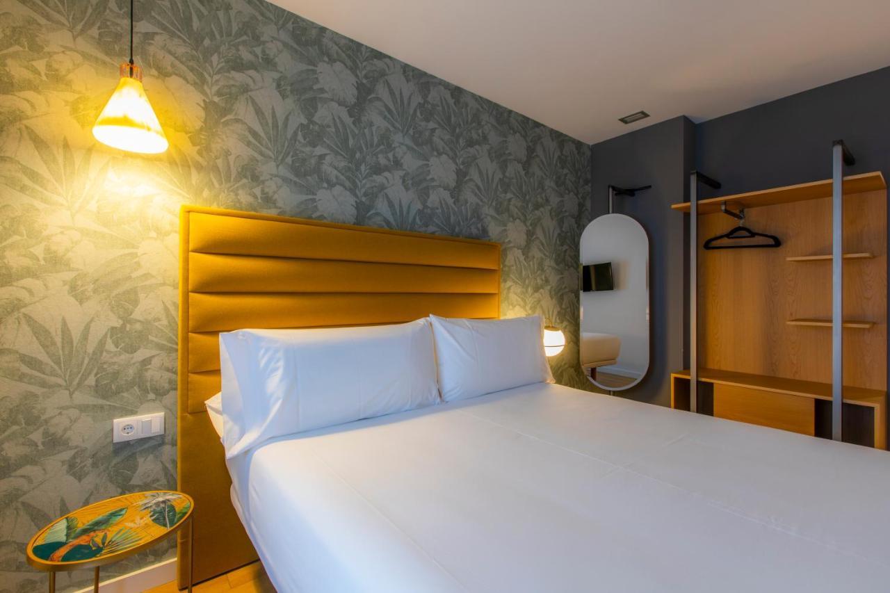 Hotel Javier Montero Ribadeo Eksteriør billede
